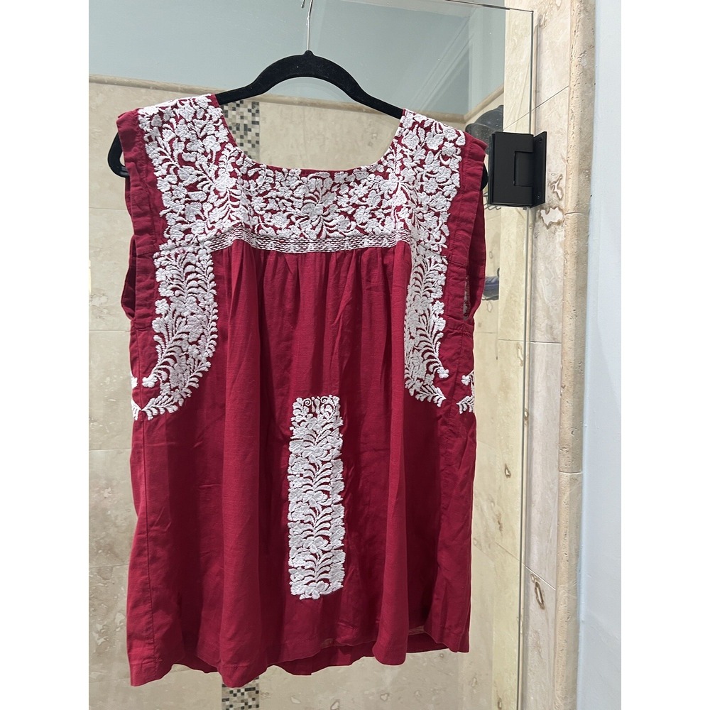 J Marie Embroidered Margo Top Red White Medium Sleeveless Floral Blouse JM1194